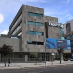 Fachada del edificio administrativo de EMACSA