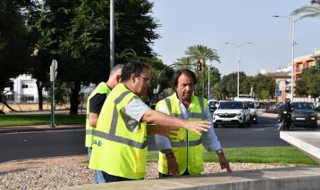 EMACSA implanta un sistema pionero, sostenible y sin químicos en la fuente de la Plaza de Andalucía