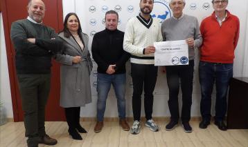 La plantilla de Emacsa dona 4.000 euros al Banco de Alimentos de Córdoba