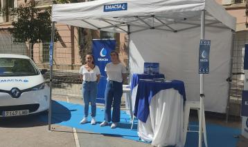 Emacsa participa en la feria de la micromovilidad con un stand informativo